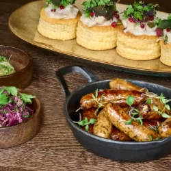 MIBjulemenu2023-social-dining-tarteletter